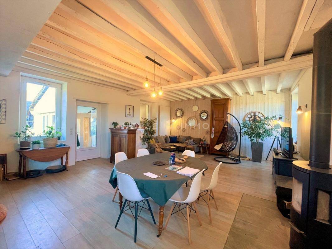 Riding school  Yonne