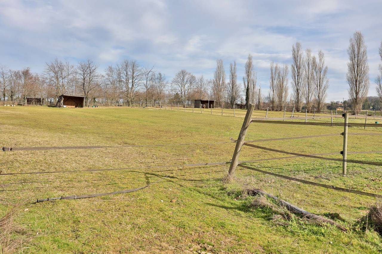 Equestrian property  Drôme