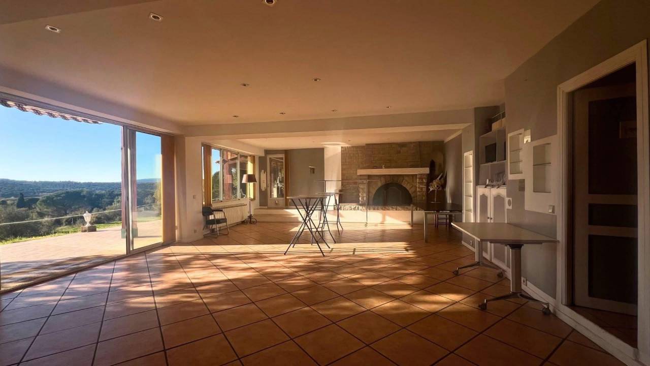 Equestrian property  Var