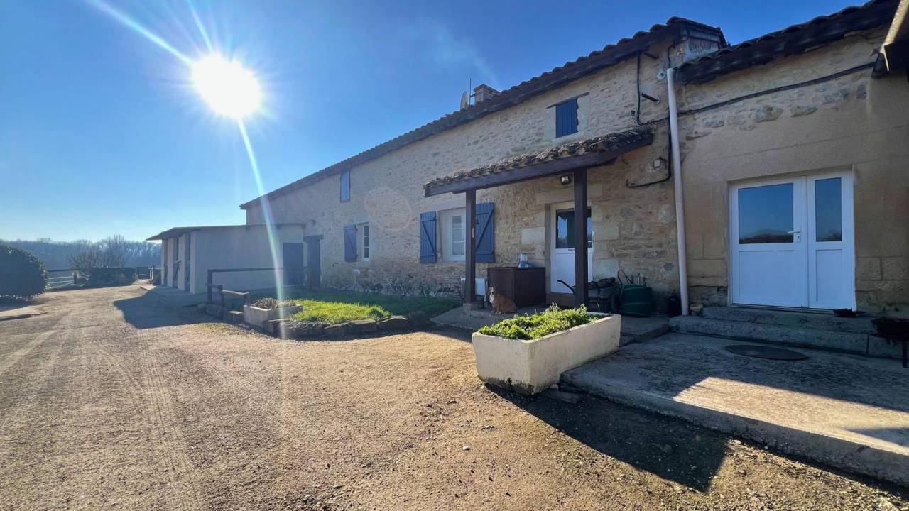 Equestrian property  Gironde