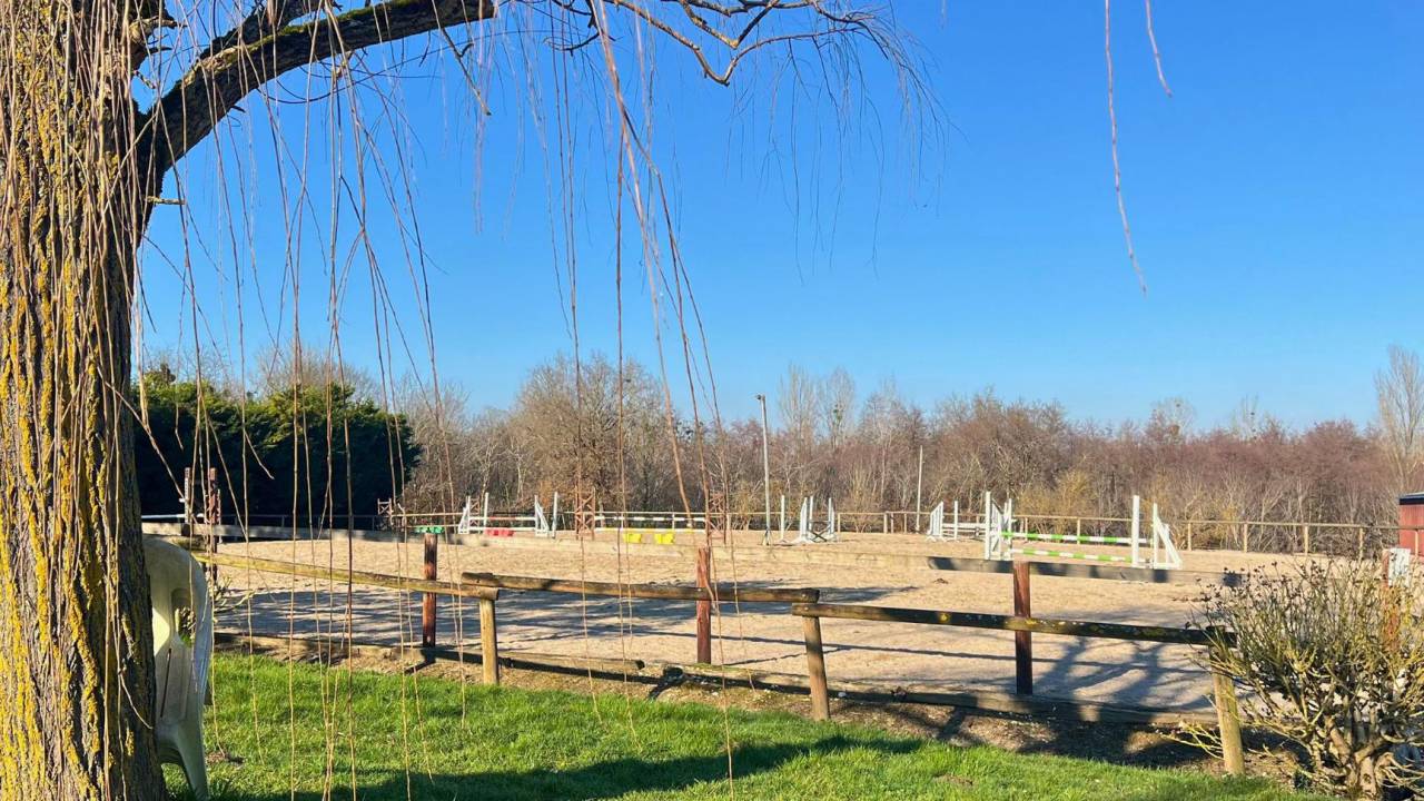 Equestrian property  Gironde