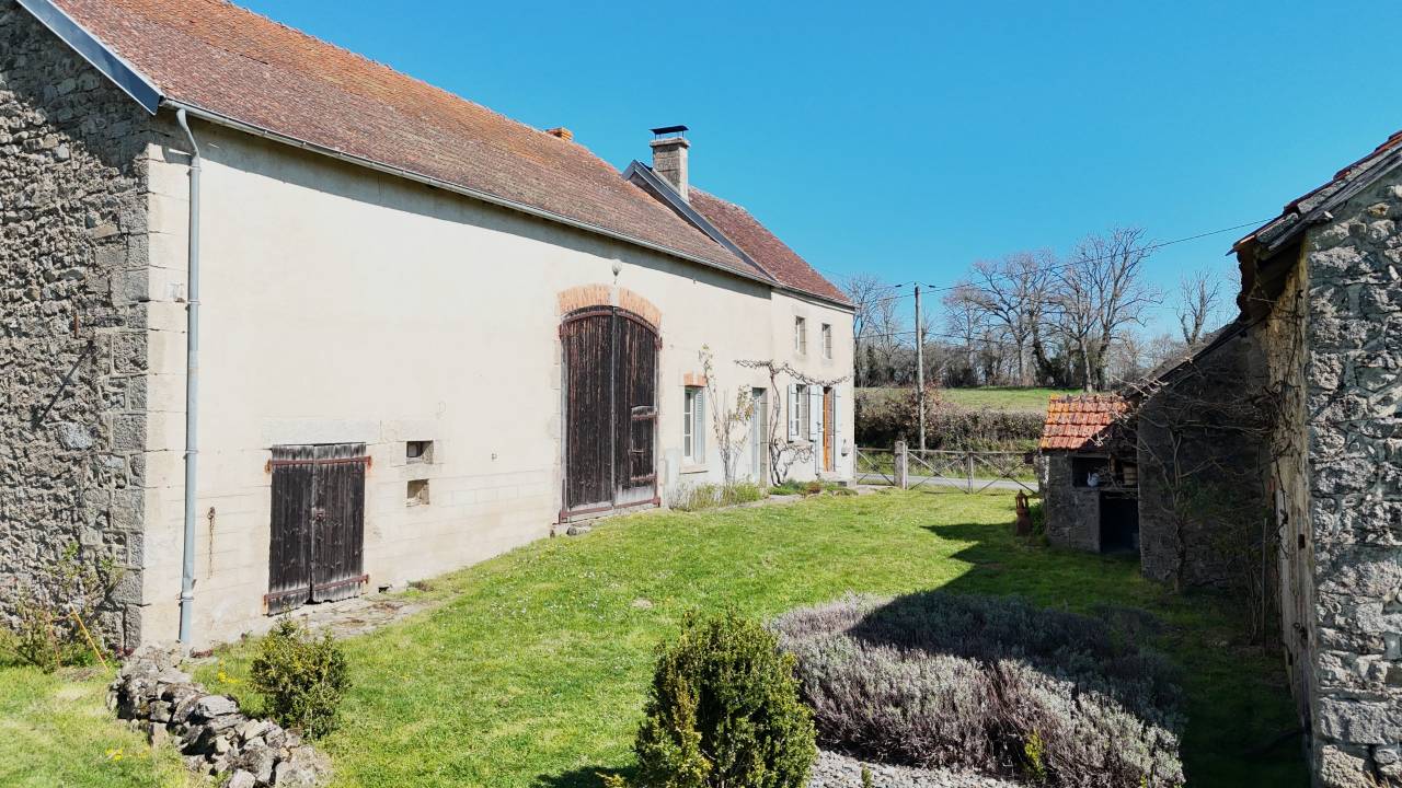 Country house  Creuse