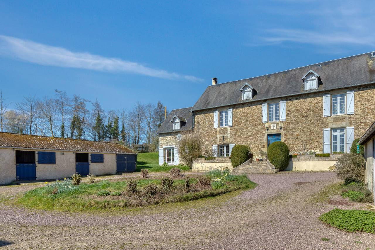 Luxurious equestrian property  Calvados