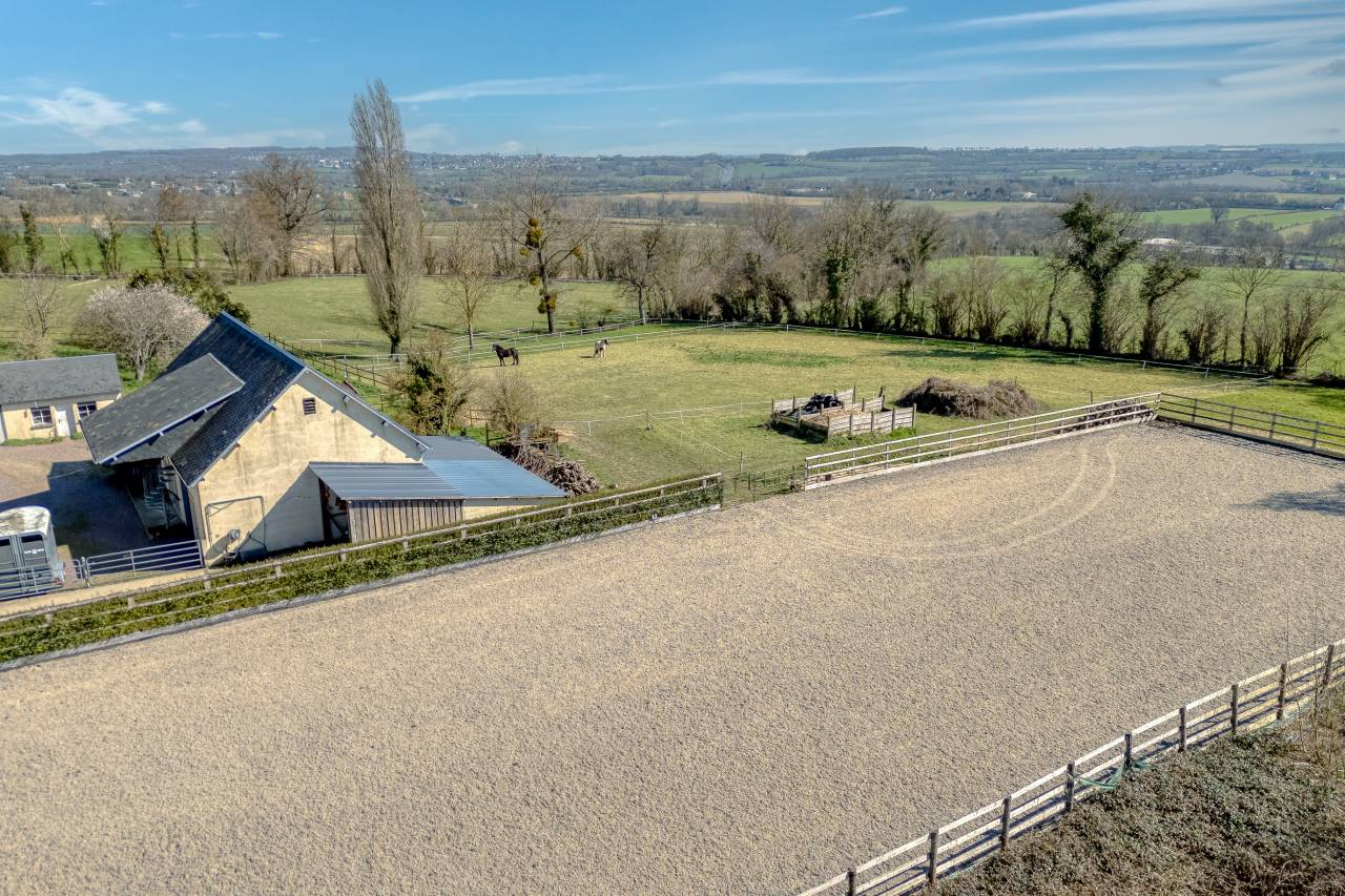 Luxurious equestrian property  Calvados