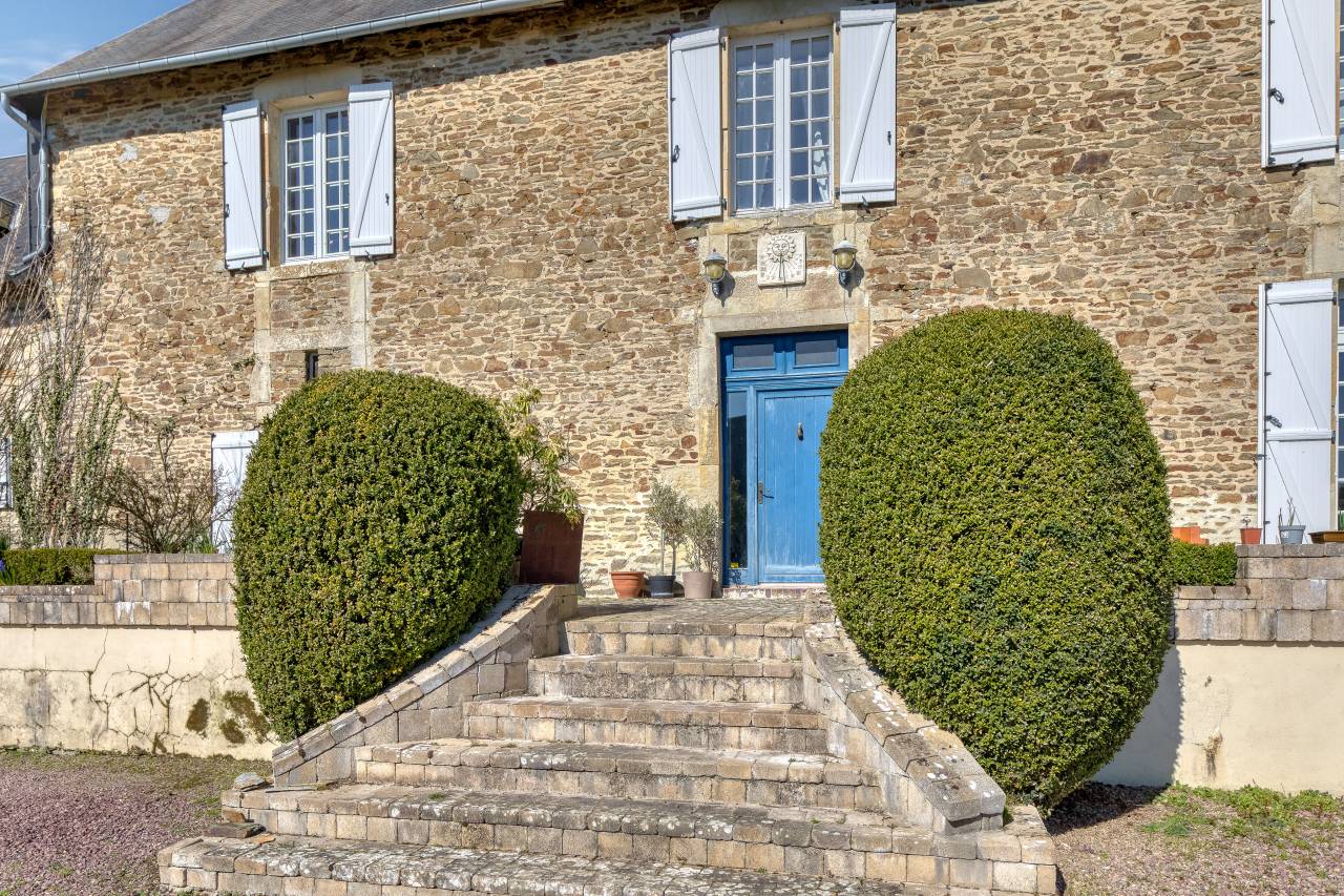 Luxurious equestrian property  Calvados