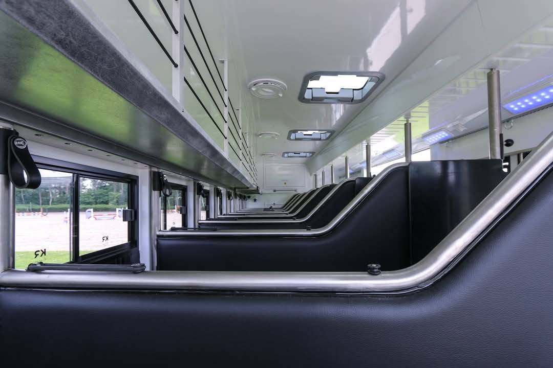 Horsebox NON-HGV Krismar Classicspace 2640 2022 Used