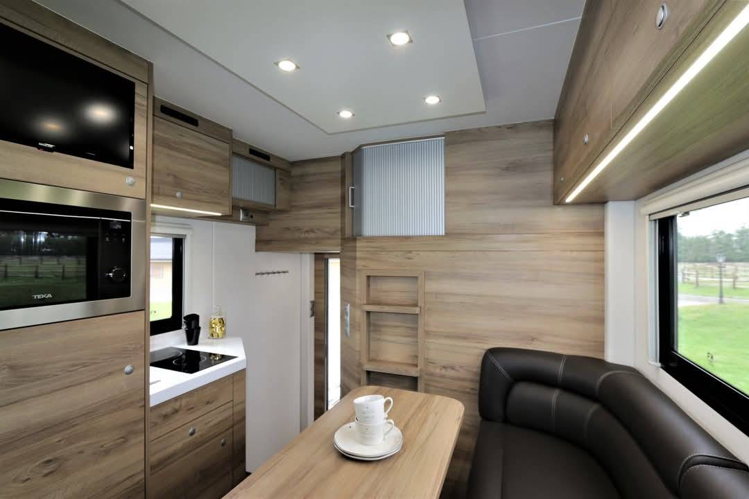 Horsebox NON-HGV Krismar Classicspace 2640 2022 Used