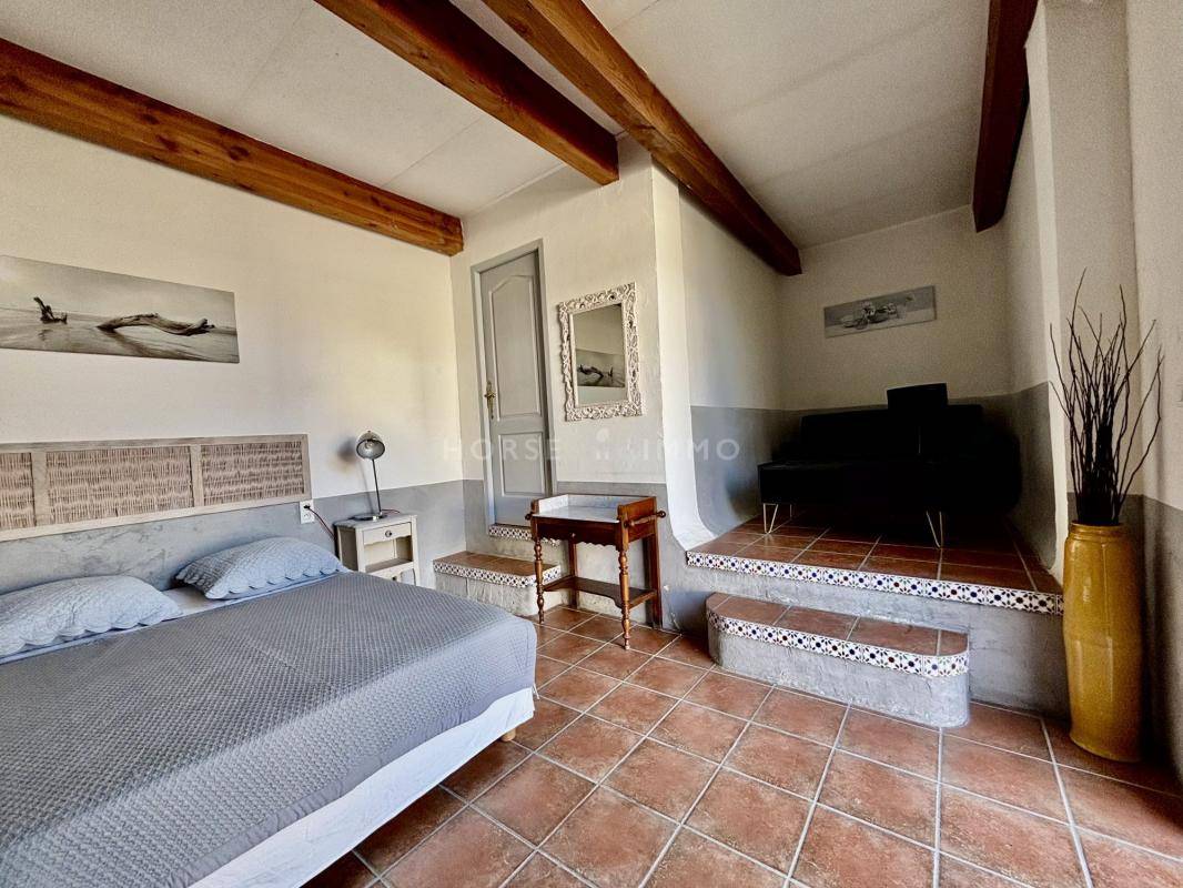 Equestrian property  Gard