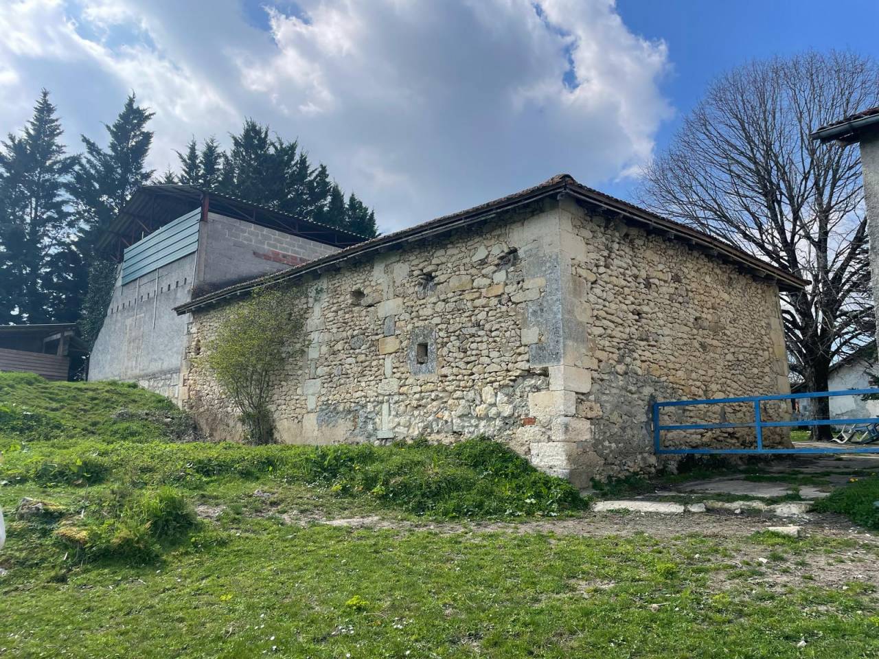 Equestrian property  Dordogne