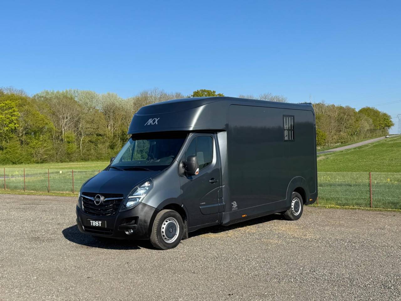 Horsebox HGV AKX Renault 2021 Used
