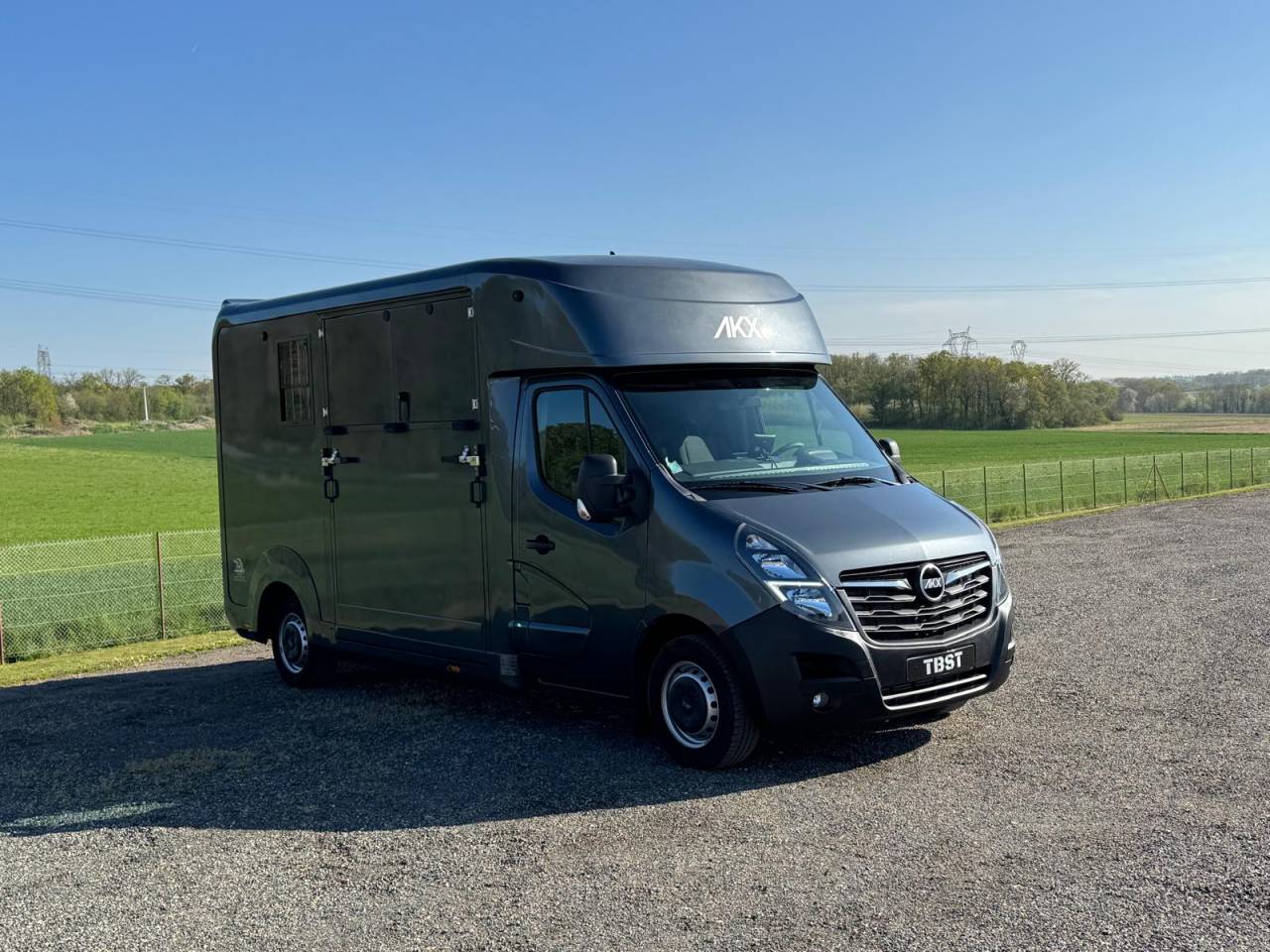 Horsebox HGV AKX Renault 2021 Used