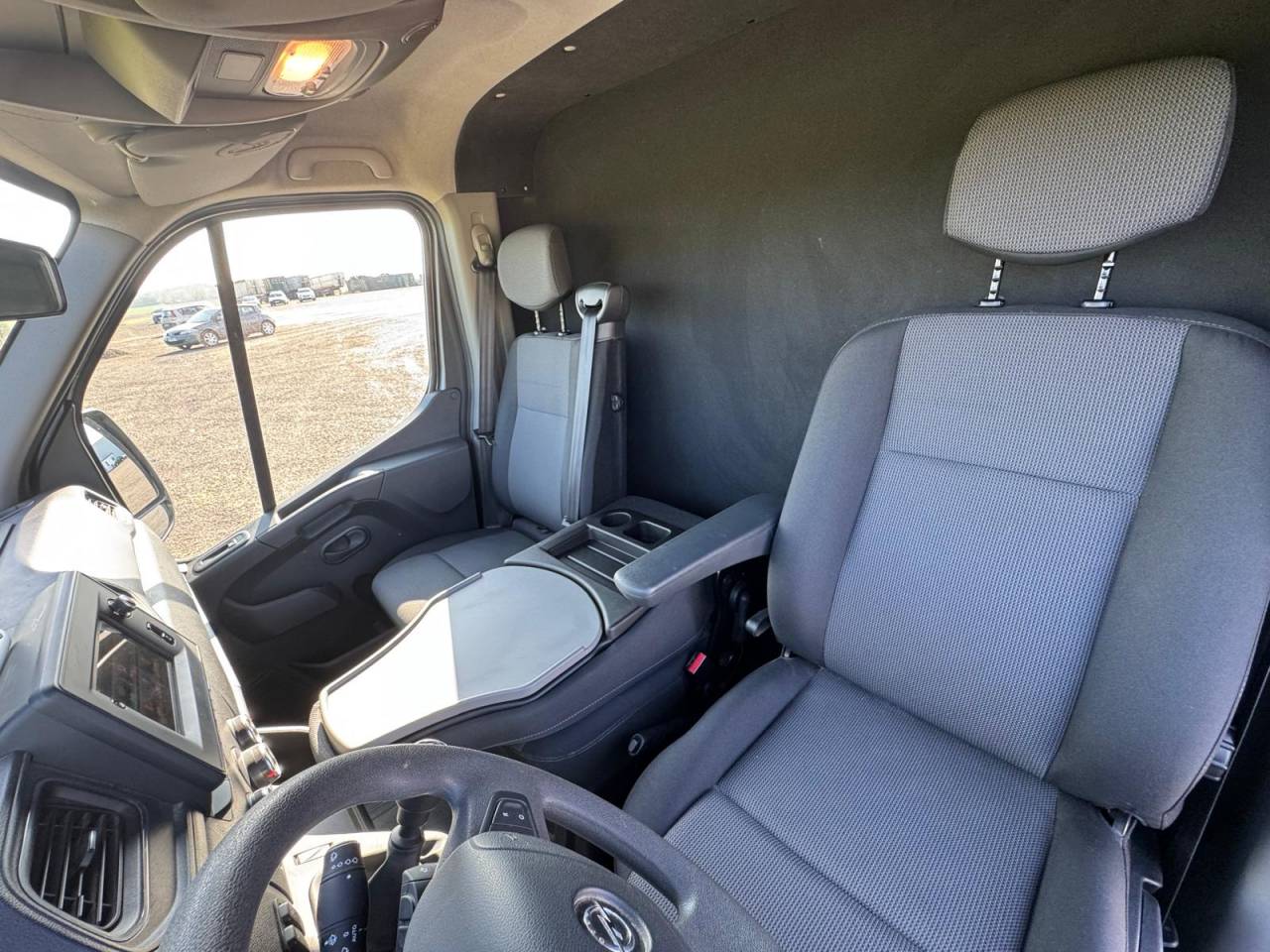 Horsebox HGV AKX Renault 2021 Used