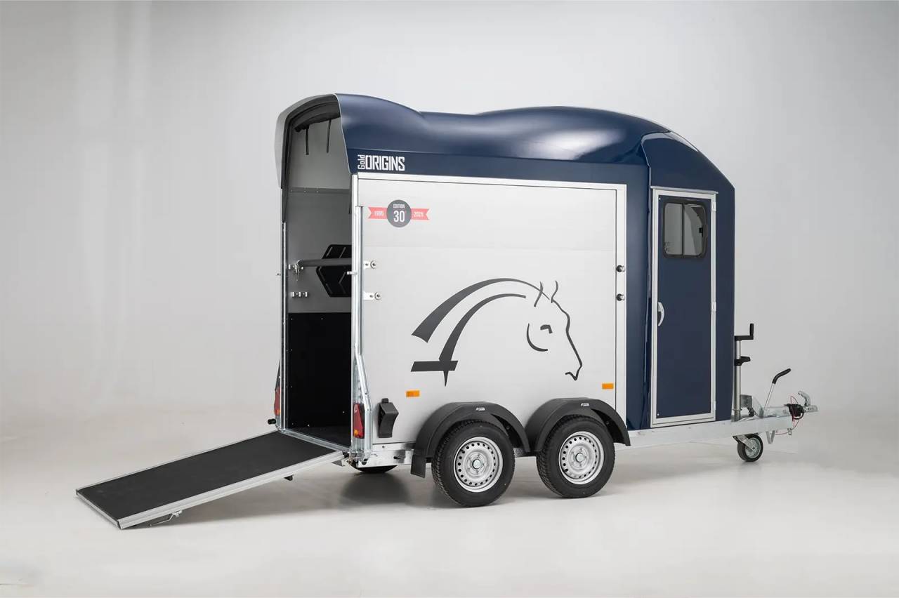 Horse trailer Cheval Liberte GOLD ONE ORIGINS AVEC SELLERIE 1,5 Stalls 2026 New