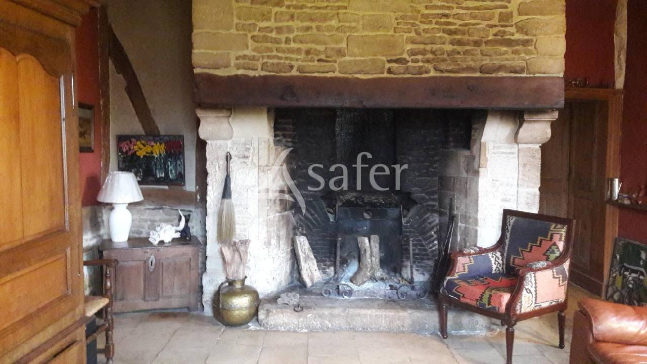 Equestrian property  Calvados