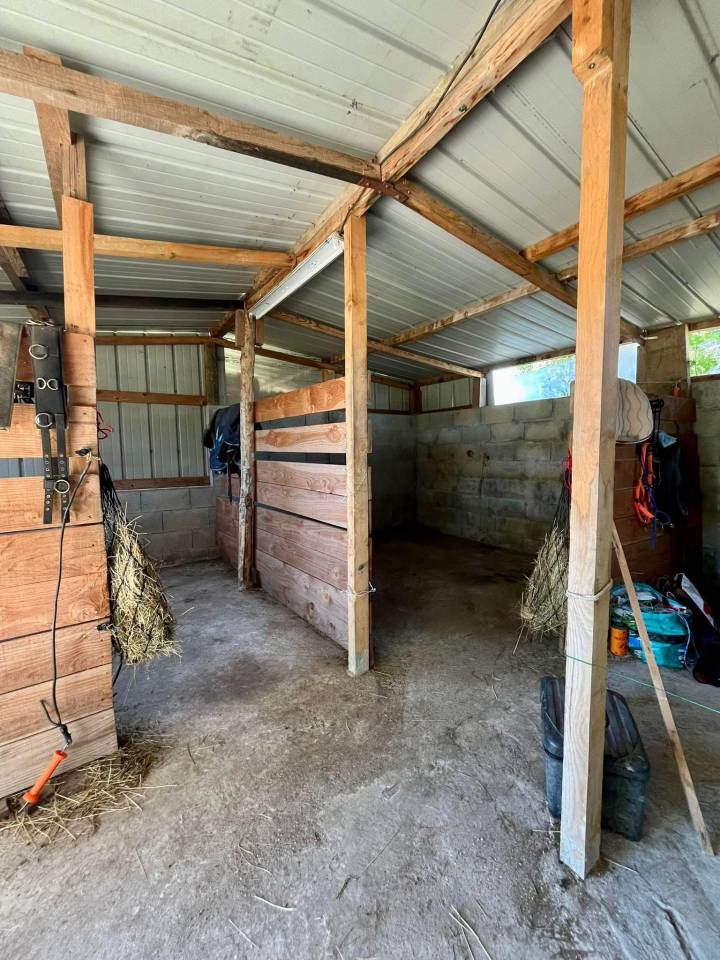 Equestrian property  Isère