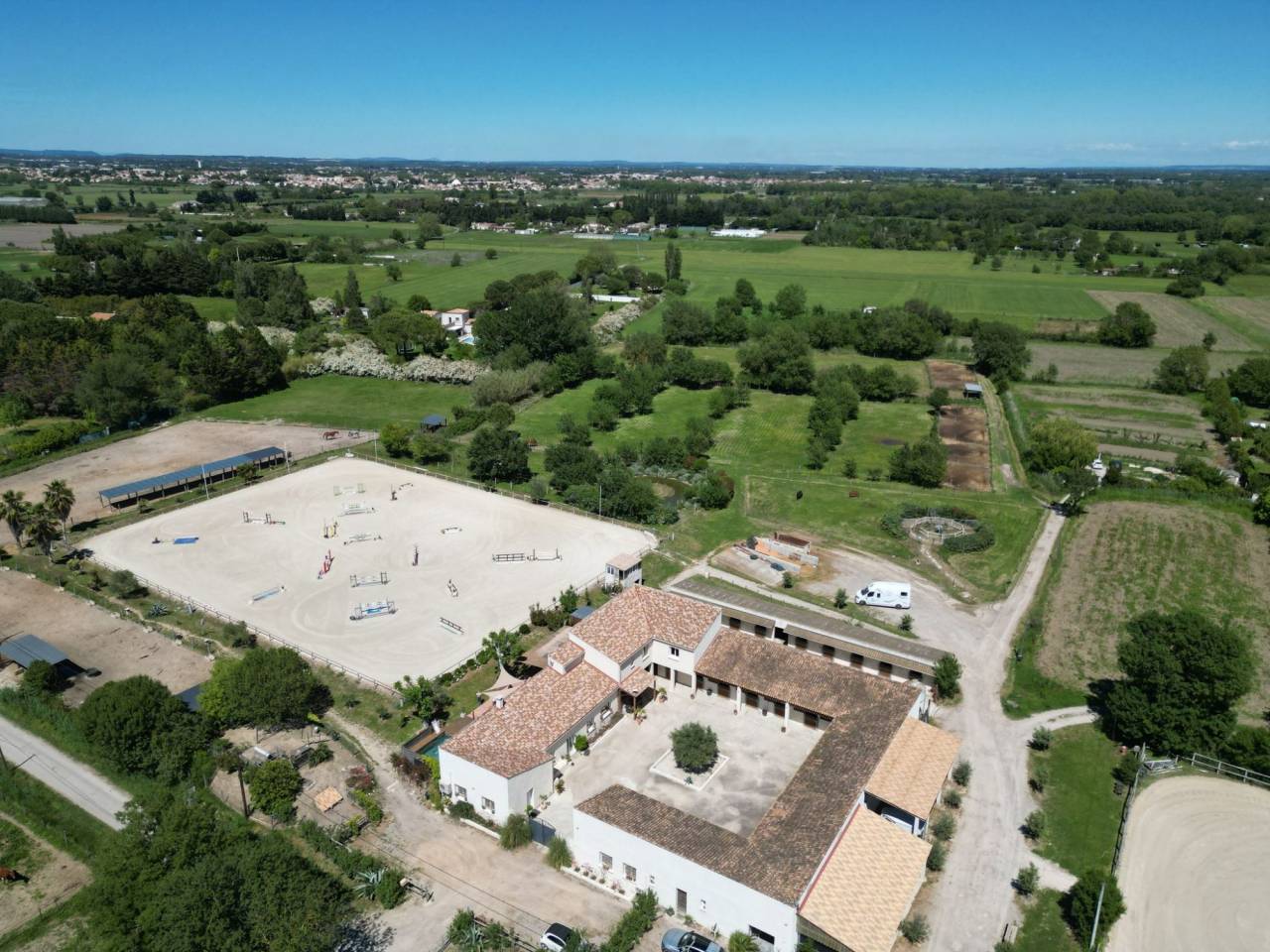 Equestrian property  Hérault