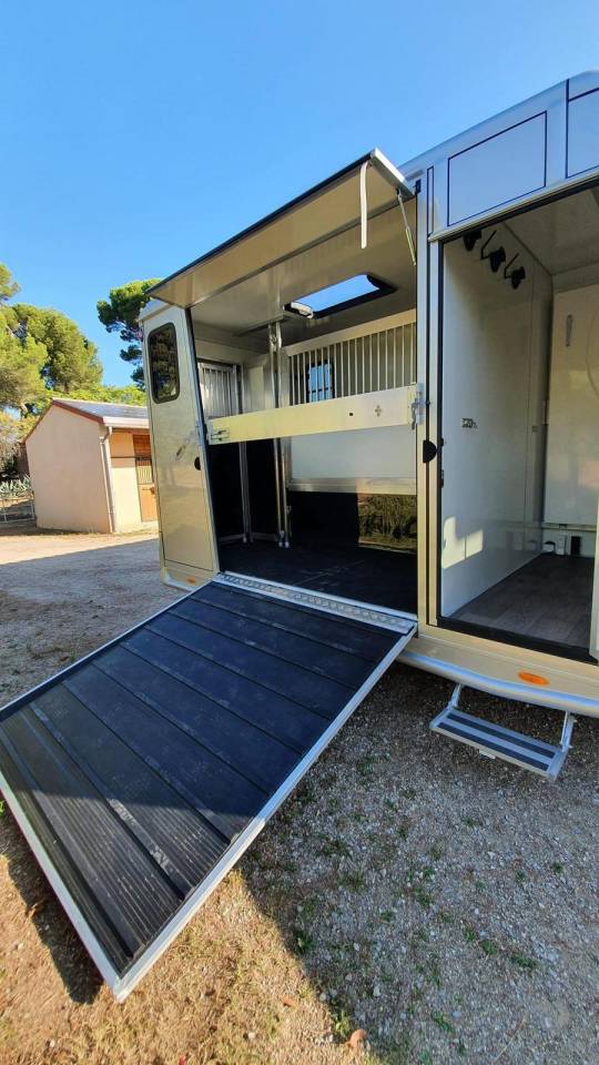 Horse trailer - Other brand - Anka 2 Stalls 2022 Used