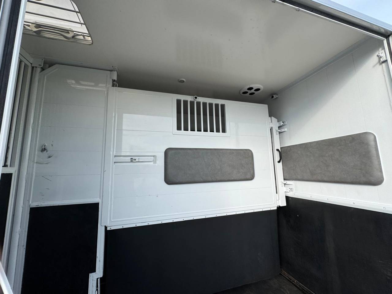 Horsebox HGV Renault Renault Master 2021 Used