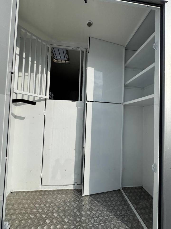 Horsebox HGV Renault Renault Master 2021 Used