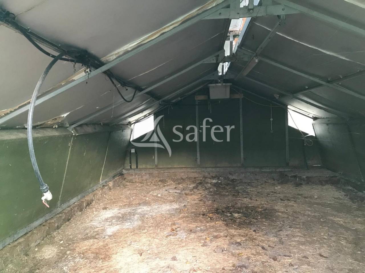 Poultry farm  Val-d'Oise