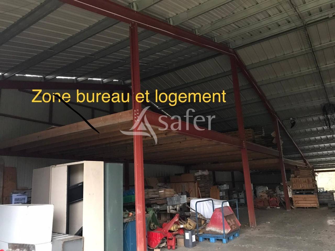 Poultry farm  Val-d'Oise