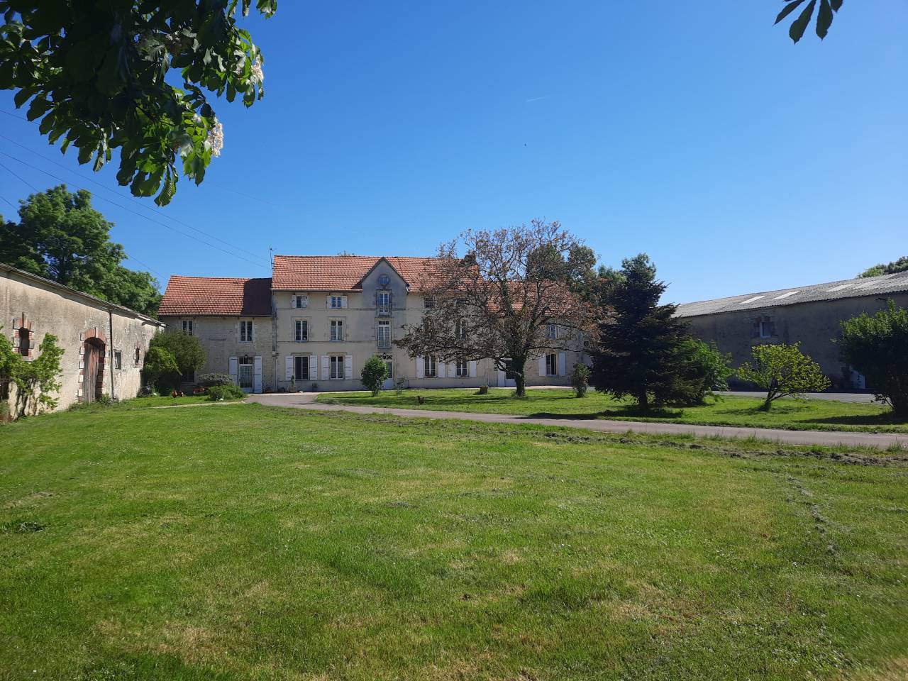Luxurious equestrian property  Charente-Maritime