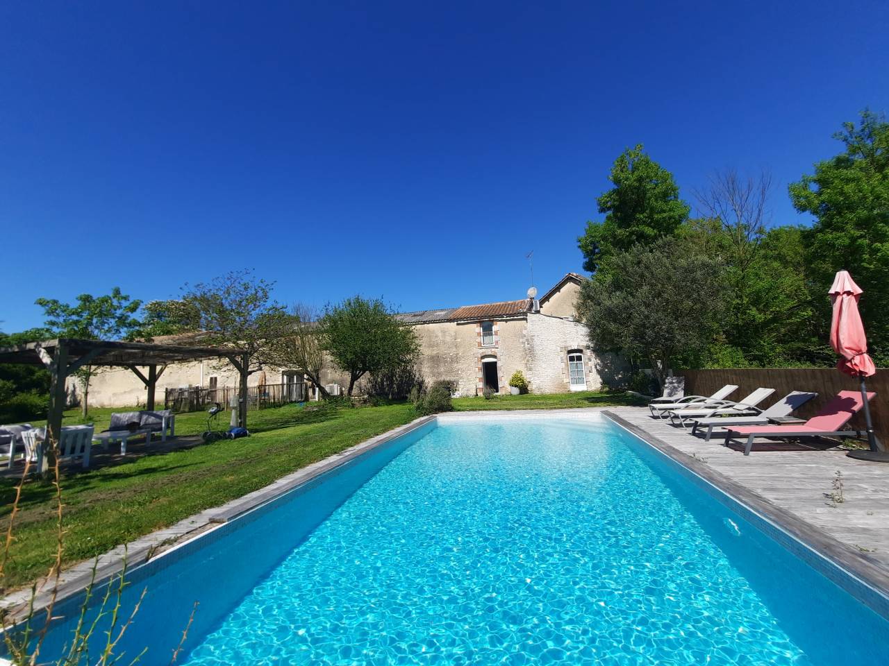 Luxurious equestrian property  Charente-Maritime