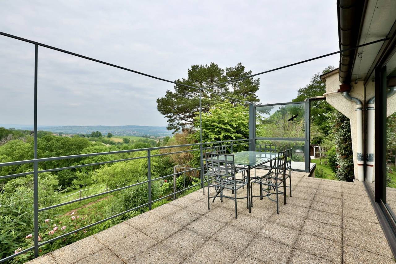 Equestrian property  Rhône