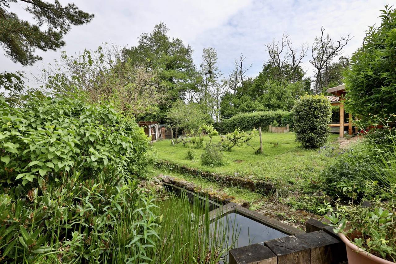 Equestrian property  Rhône