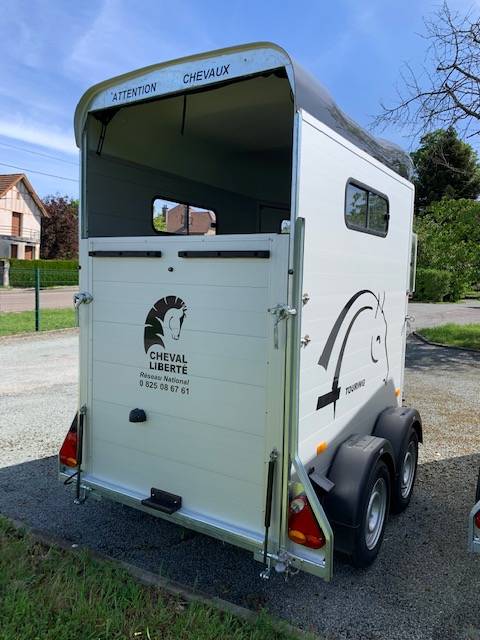 Horse trailer Cheval Liberte Touring One 1,5 Stalls 2025 New
