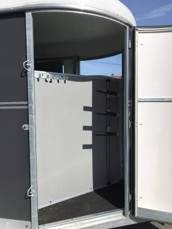 Horse trailer Fautras Oblic 3 3 Stalls 2025 New