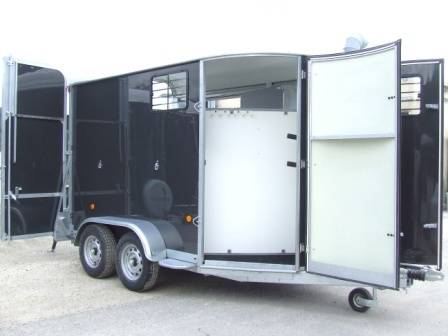 Horse trailer Fautras Oblic 2 2 Stalls 2025 New