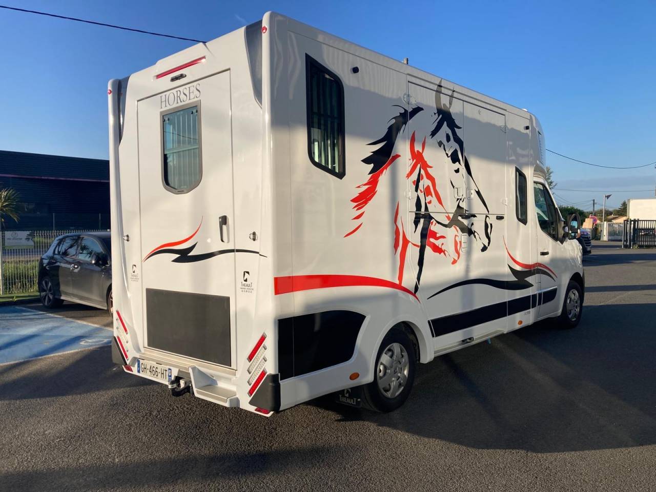 Horsebox HGV Theault Master confort 3 2.3 Master grand volume  2022 Used