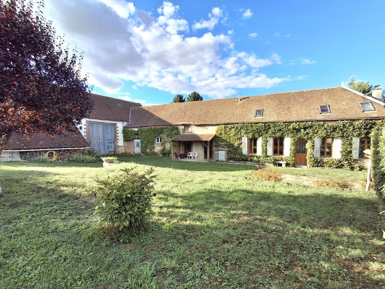Equestrian property  Yonne