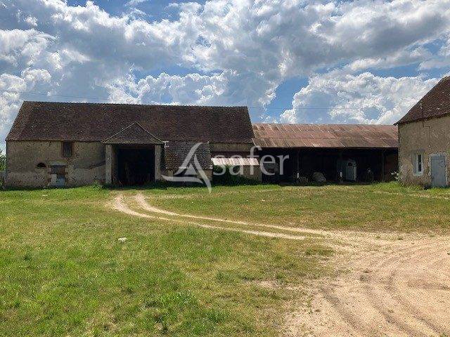 Equestrian property  Cher