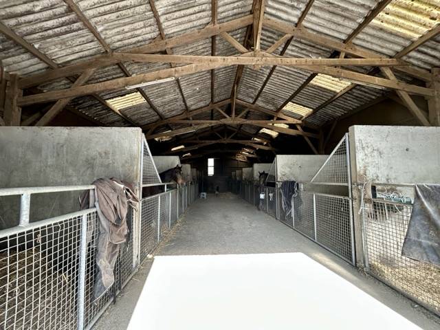 Racing yard  Mayenne