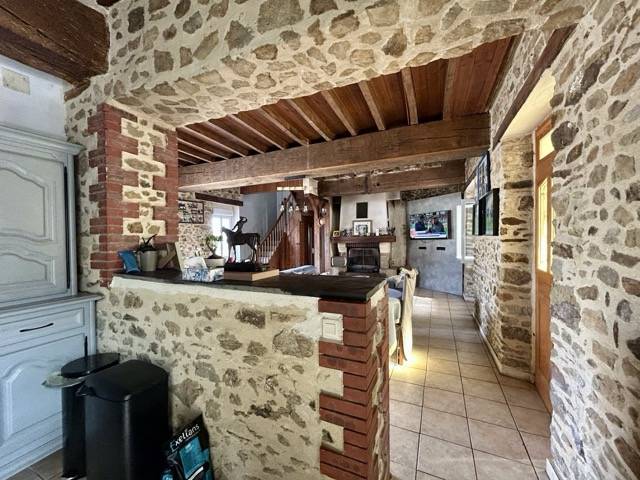 Racing yard  Mayenne