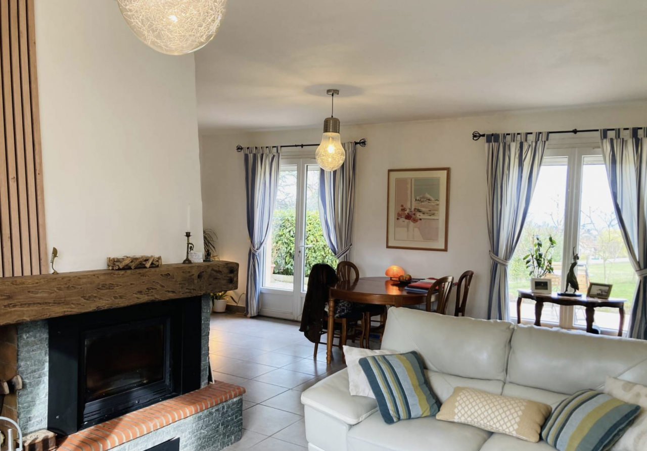 Equestrian property  Isère