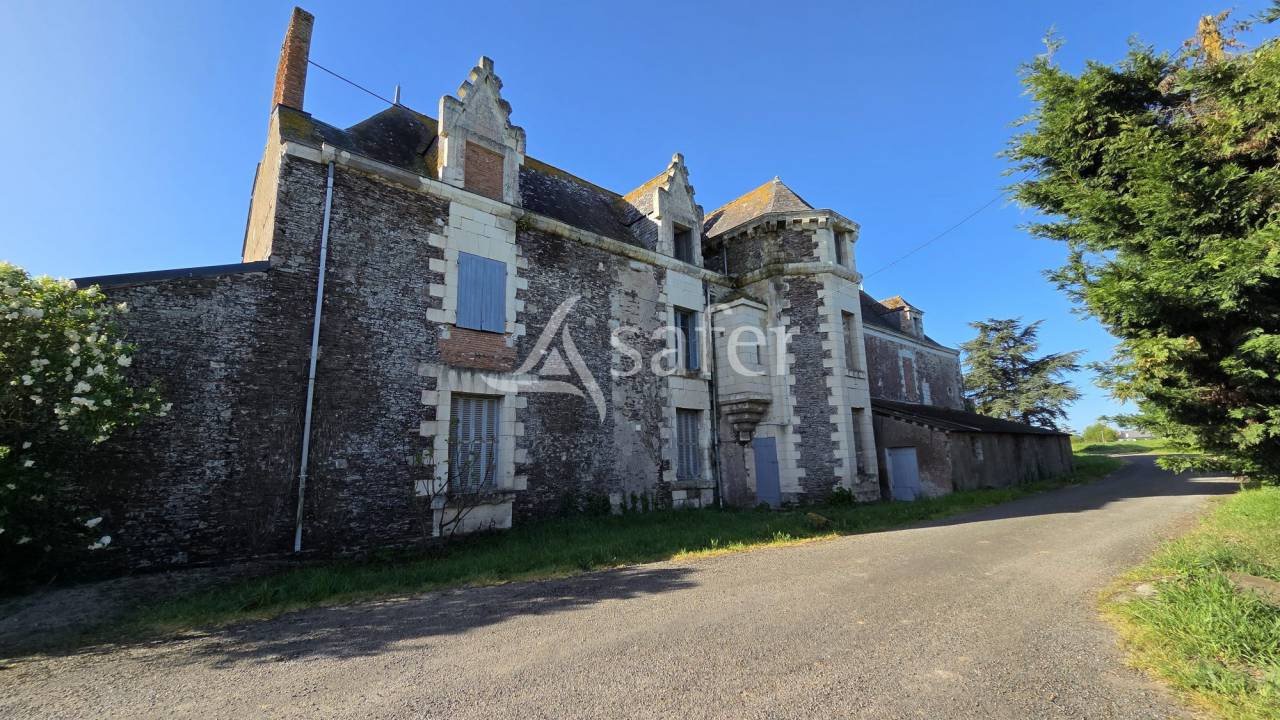 Other country property  Loire-Atlantique