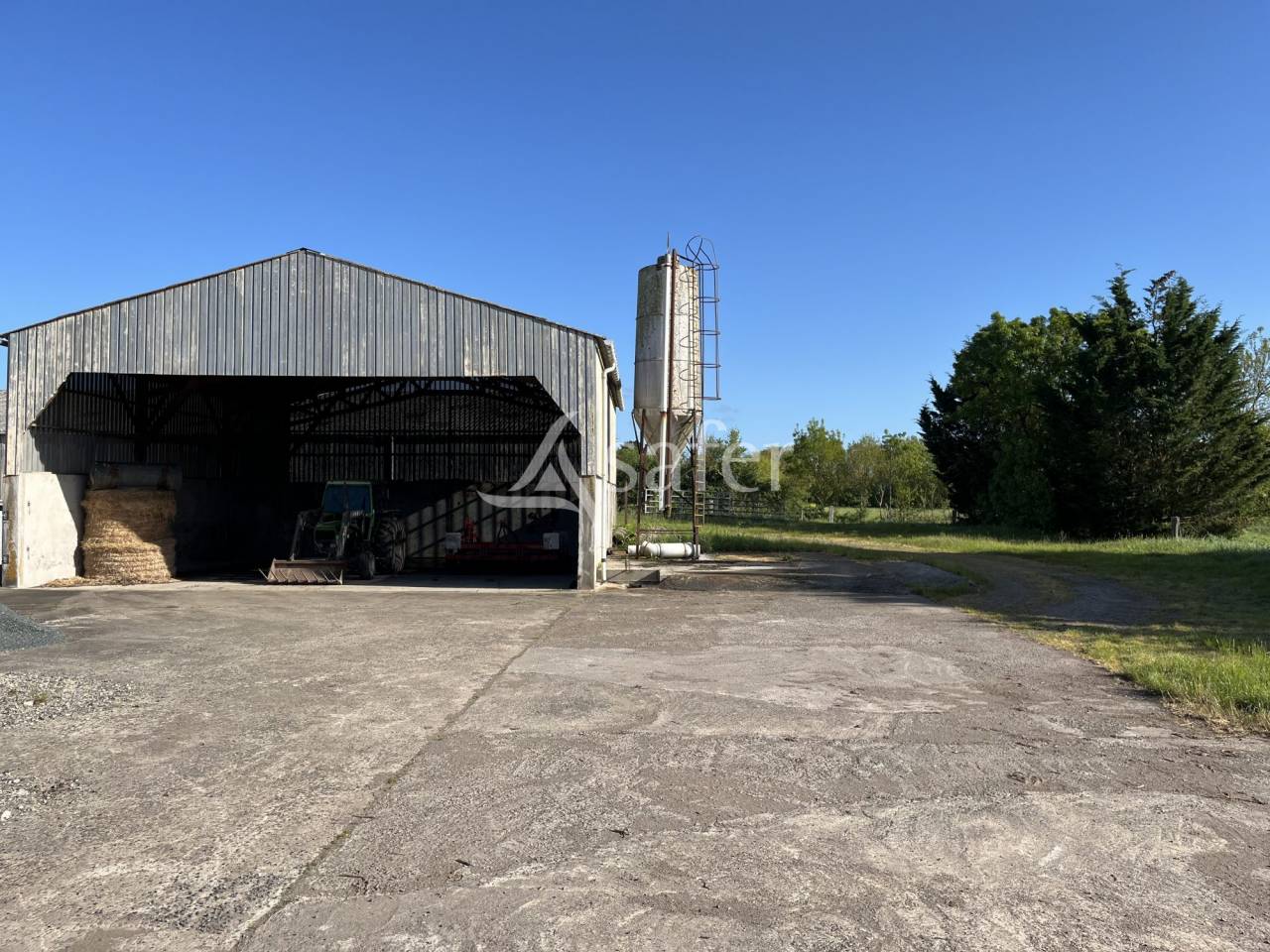 Other country property  Loire-Atlantique