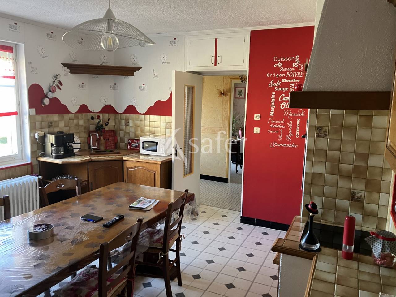 Other country property  Saône-et-Loire