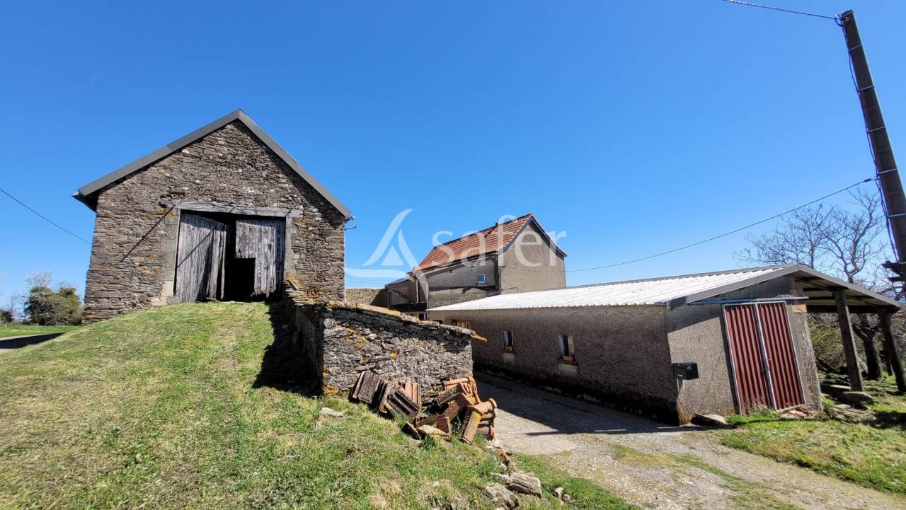 Other country property  tarn