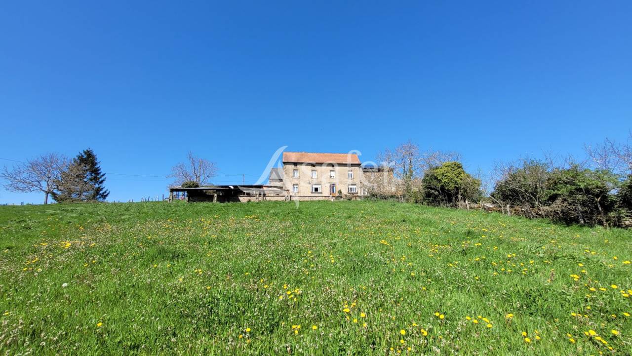 Other country property  tarn