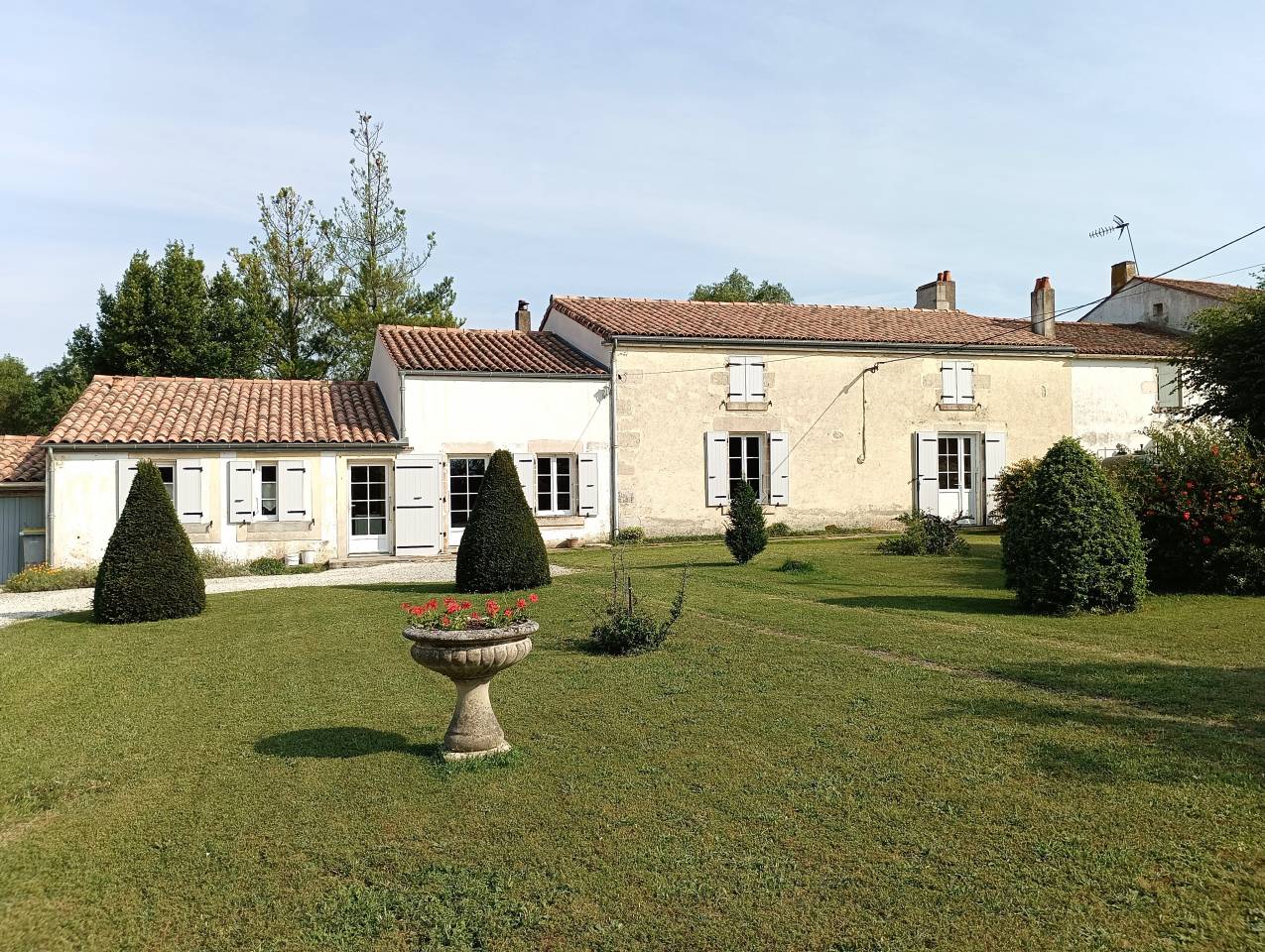 Luxurious equestrian property  Charente-Maritime
