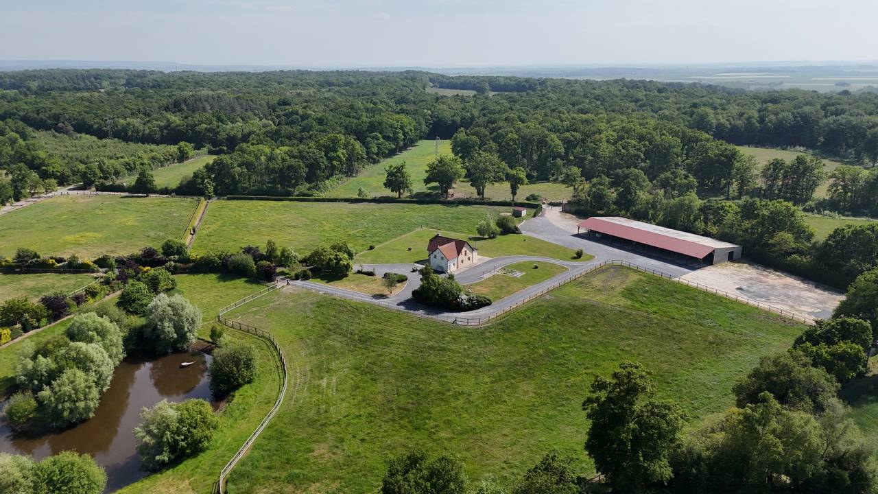 Equestrian property  Calvados