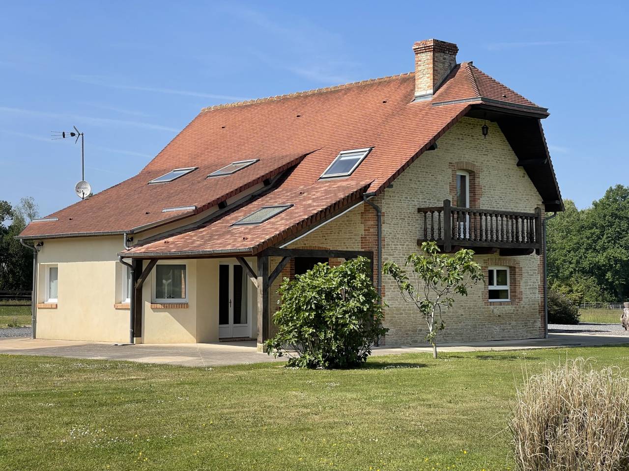 Equestrian property  Calvados