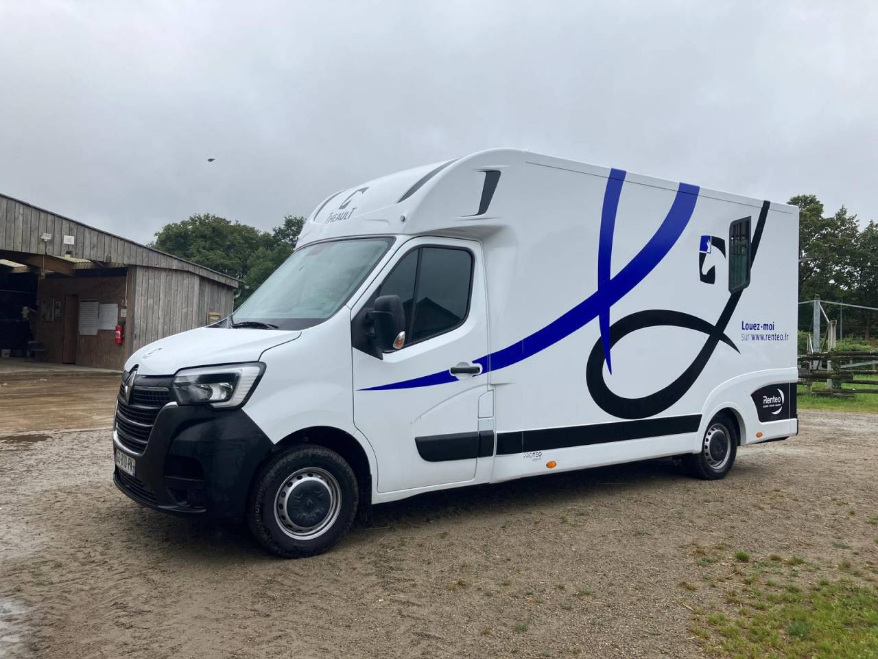 Horsebox HGV Theault Proteo  2025 Used
