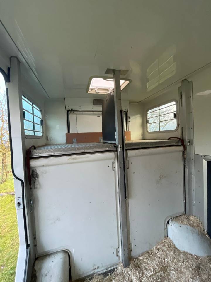 Horsebox HGV Barbot  2011 Used