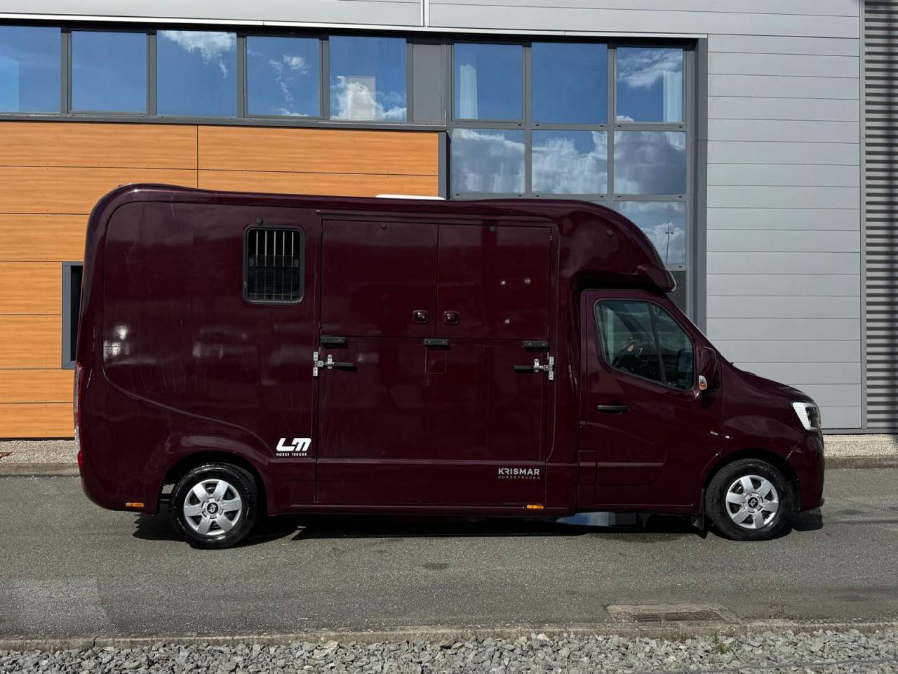 Horsebox HGV Krismar MASTER THEAULT 3 PLACES 2021 Used