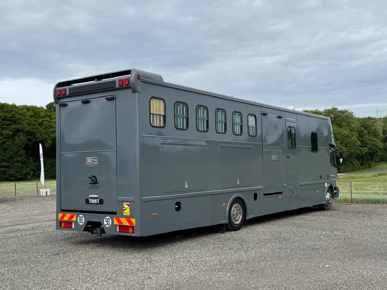 Horsebox NON-HGV Mercedes MERCEDES 2000 Used
